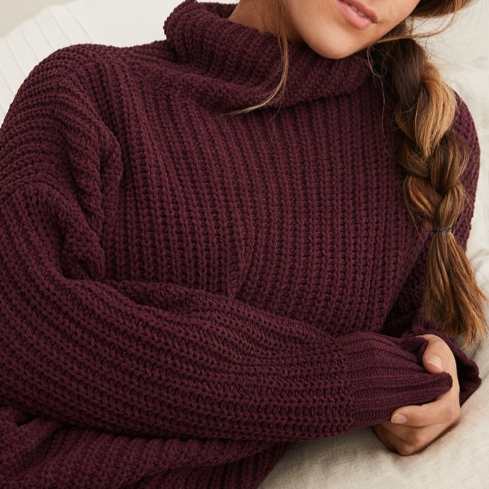 super comfy sweater!! accepting offers!